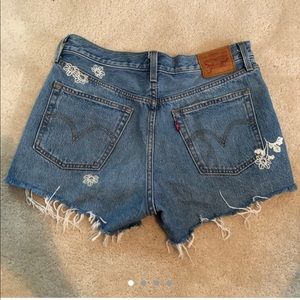 Levi’s shorts